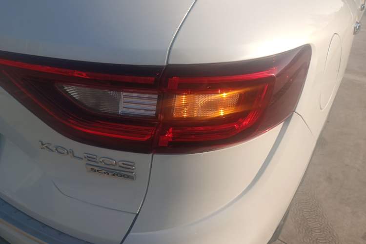 Used Renault Koleos 2018 2.0L Two-Wheel Drive Comfort Edition