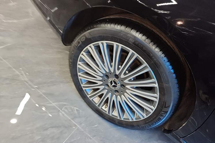 Used Mercedes-Benz E-Class 2021 Facelift E 300 L Stylish Edition