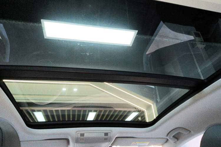 Used Volkswagen Sagitar 2021 280TSI DSG Comfort Connect Edition Headliner