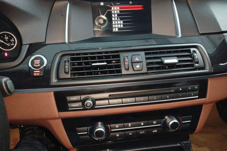 Used BMW 5 Series 2014 520Li Elegant Model