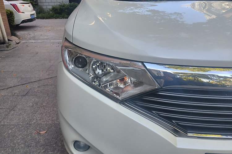 Used Nissan Quest 2015 3.5L SL