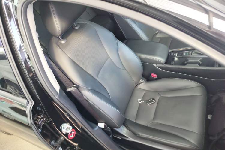 Used Honda Accord 2023 260TURBO Excellence Edition Right Front Seat