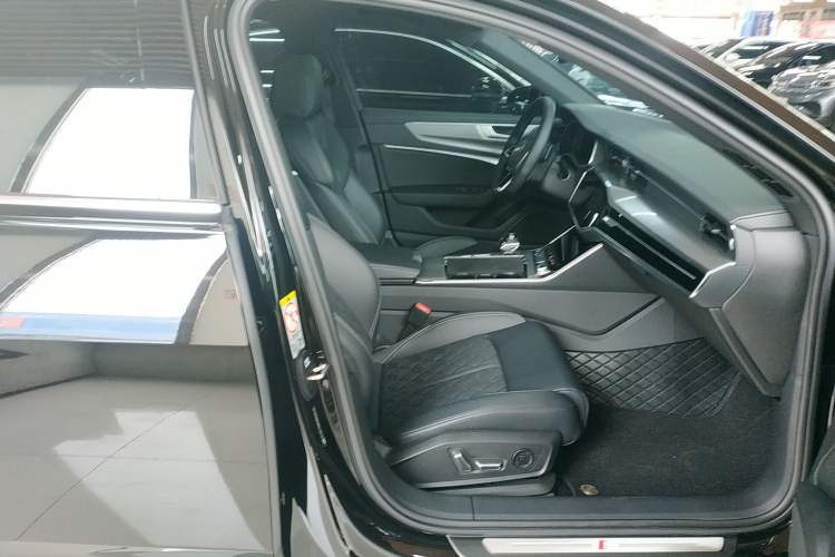 Used Audi A6L 2025 Revised 45 TFSI Prestige Dynamic Edition