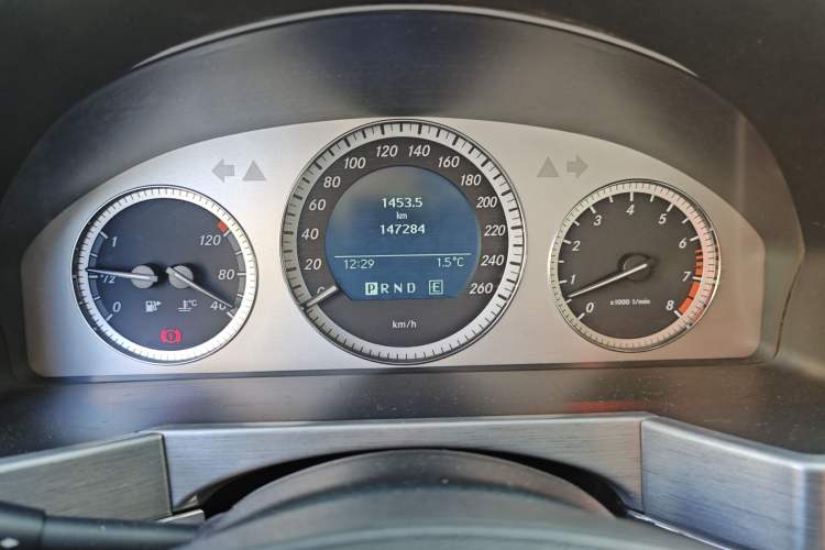 Used Mercedes-Benz GLK-Class 2010 GLK 300 4MATIC Fashion Model