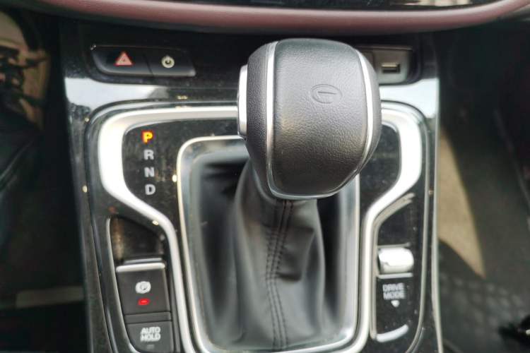 Used GAC Trumpchi M6 2023 PRO 270T DCT Elite Edition Gear Lever