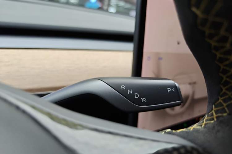 Used Tesla Model 3 2020 Long-Range Rear-Wheel-Drive Version
