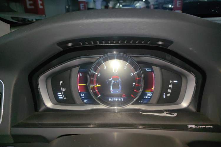 Used Volvo S60 2016 S60L T4 Zhiyuan Edition
