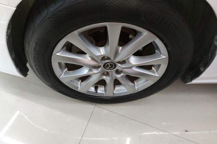 Used Mazda Atenza 2015 2.0L Blue Sky Fashion Edition