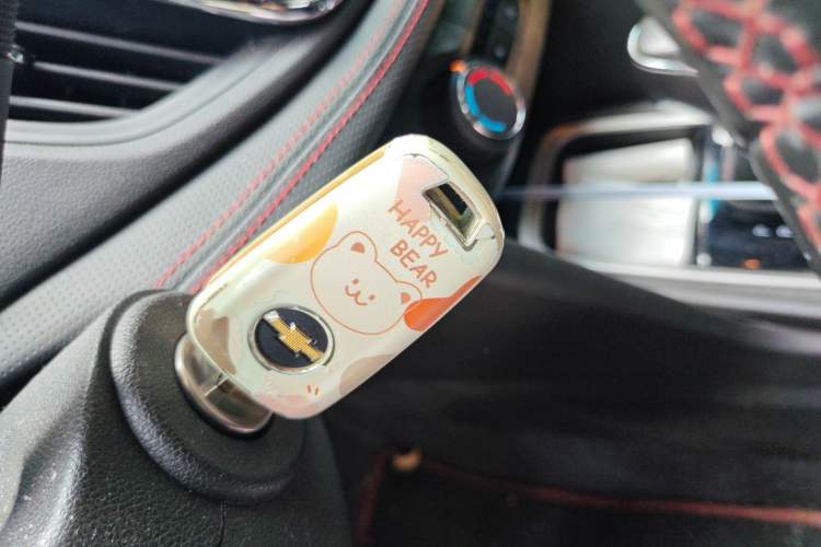 Used Chevrolet Monza 2019 RS 330T Automatic Comfort Edition China VI Standard Vehicle Key