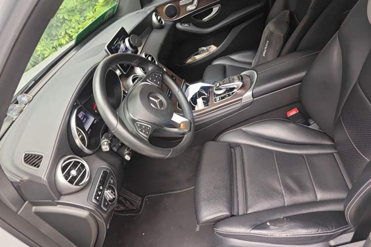 Used Mercedes-Benz GLC 2016 GLC 300 4MATIC Dynamic Model Left Front Seat