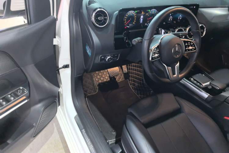 Used Mercedes-Benz B-Class 2021 B 200 Fashion Model Driver Seat