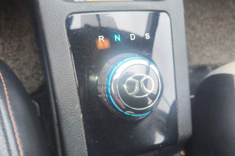 Used BAIC New Energy EC 2017 EC200 Dynamic Edition Gear Lever