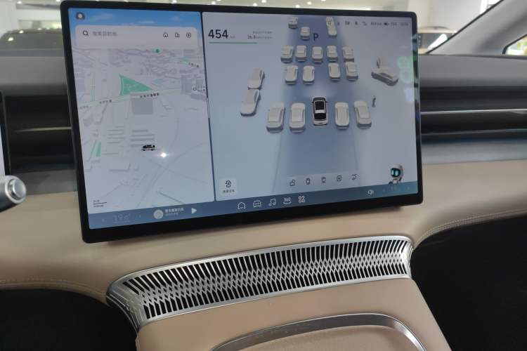 Used XPeng X9 2025 740 Ultra-Long Range Max Audio And AC Panel