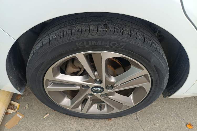 Used Hyundai Elantra (6th Generation / Lingdong) 2016 1.6L Automatic ZhiXuan – Elite Version