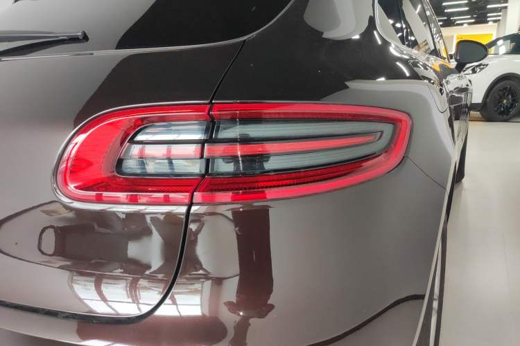 Used Porsche Macan 2017 Macan 2.0T
