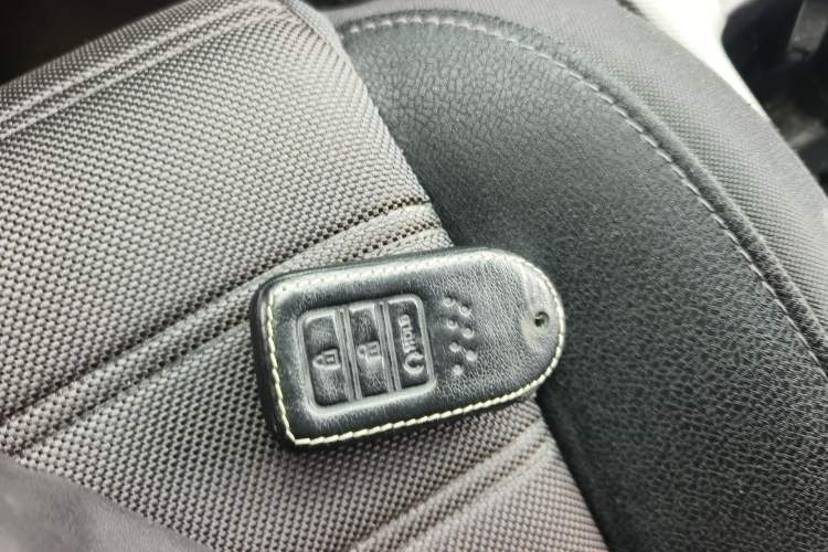 Used Honda CR-V 2017 240TURBO CVT 2WD Urban Edition Vehicle Key