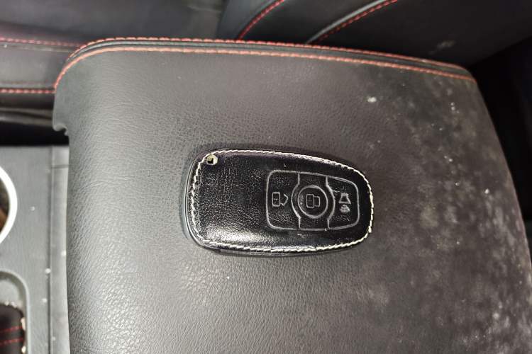 Used Haval H6 2015 Revised Version Sport Edition 1.5T Manual Transmission Two-Wheel Drive Elite Grade