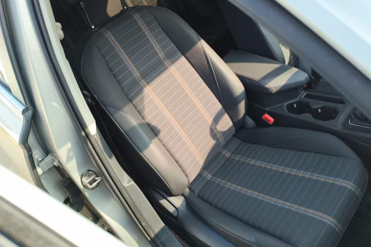 Used Volkswagen Lavida 2019 1.5L Manual Comfort Edition China VI Standard
