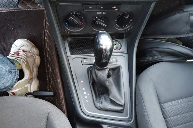 Used Volkswagen Lavida 2019 Lavida Start 1.5L Automatic Trendy Version China VI Standard
