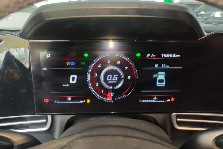 Used Hyundai Elantra 2021 1.5L CVT LUX Prestige Edition
