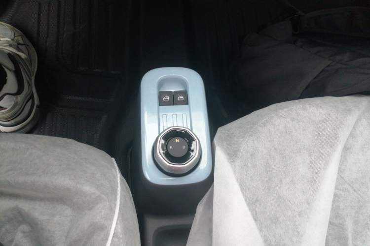 Used Geely Galaxy Panda 2024 Panda Mini 200km Endurance Bear