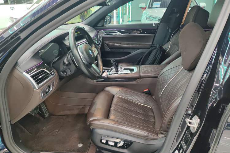 Used BMW 7 Series 2019 Restyled 740Li Leading Edition M Sport Package
