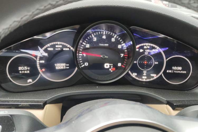 Used Porsche Cayenne 2018 Cayenne 3.0T Instrument Cluster