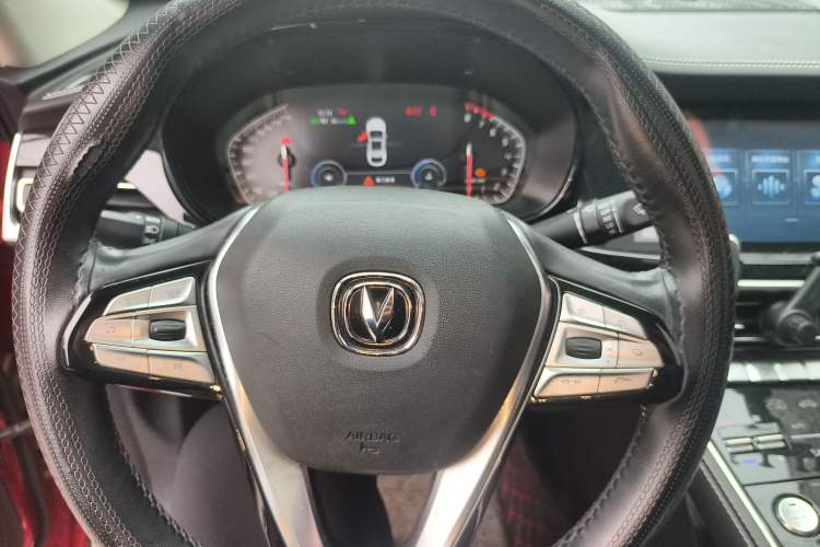 Used CHANGAN CS85 COUPE 2019 2.0T Automatic Luxury Edition China VI Standard Steering Wheel