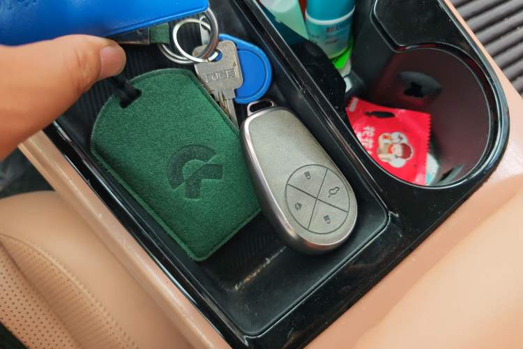 Used Nio ES8 2018 Founder Edition Vehicle Key