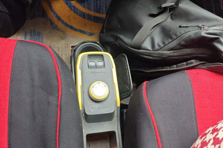 Used Chery QQ Ice Cream 2022 120km Conical Shape Lithium Iron Phosphate