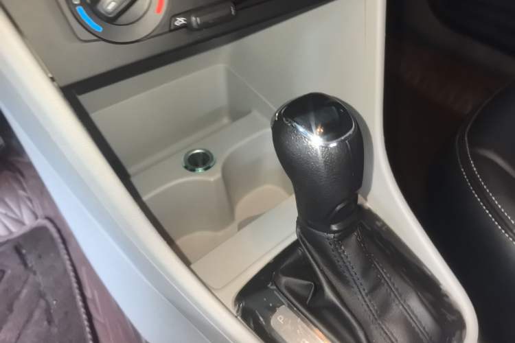 Used Skoda Rapid 2013 1.6L Automatic Smart Selection Model