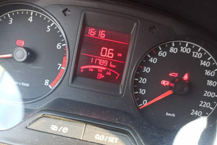 Used Volkswagen Jetta 2015 1.6L Manual Comfort Model