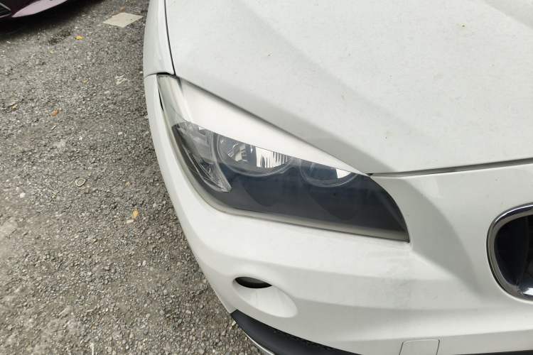 Used BMW X1 2015 sDrive18i Fashion Upgrade Edition Right Front Headlight