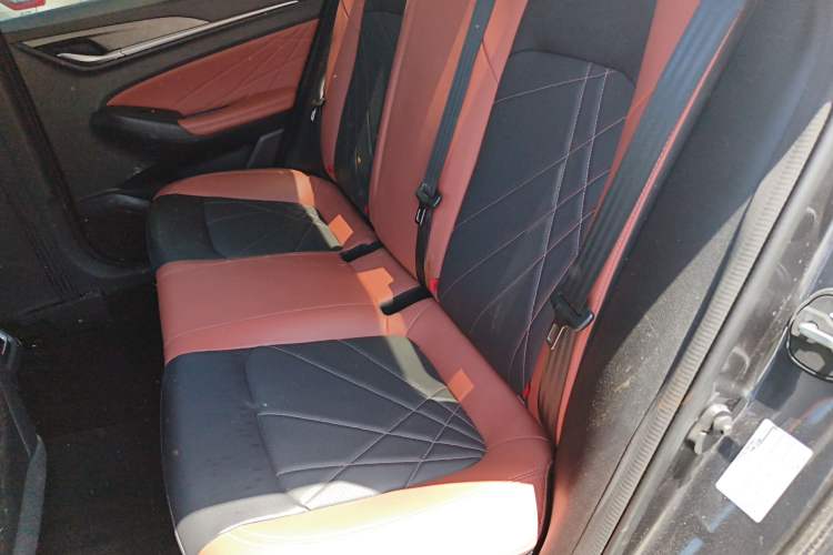 Used CHANGAN Eado 2023 Changan Edition PLUS Blue Whale NE 1.4T GDI DCT Prestige Version
