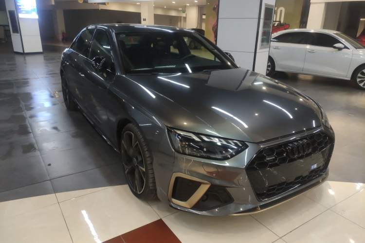 Used Audi A4L 2024 40 TFSI quattro RS Performance Package