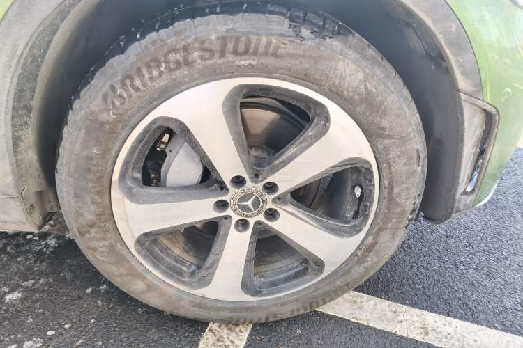 Used Mercedes-Benz GLC 2022 Facelifted GLC 260 L 4MATIC Dynamic Edition Right Front Wheel Hub