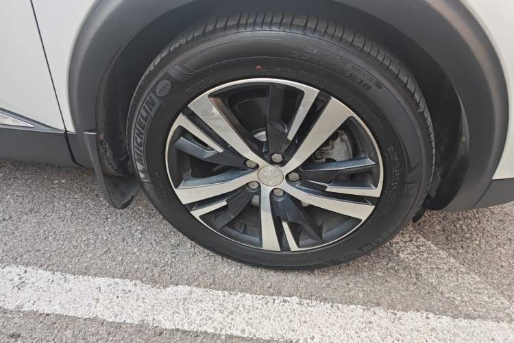 Used Peugeot 5008 2017 380THP 7-Seater Elite Edition Right Front Wheel Hub