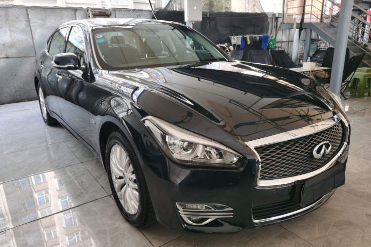Used Infiniti Q70 2019 Q70L 2.0T Elite Plus Version
