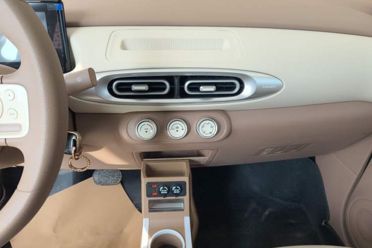 Used Wuling Hongguang MINIEV 2025 Four-Door Version Advanced Edition