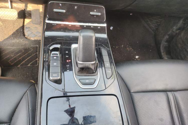 Used Wuling Victory 2020 1.5T CVT Flagship Edition Gear Lever