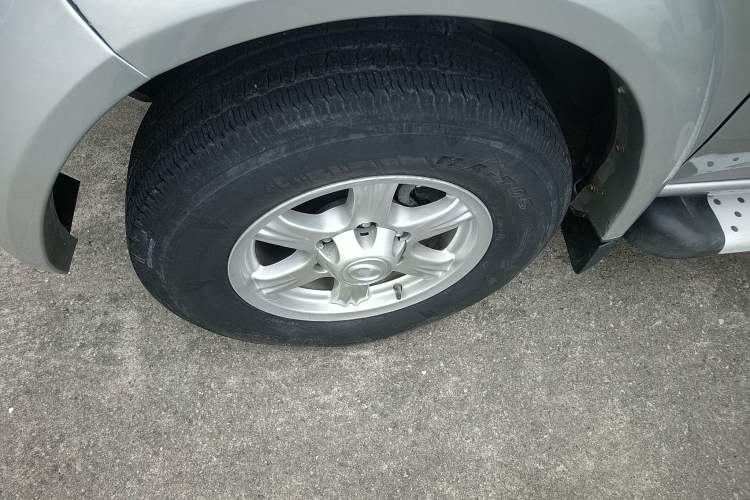 Used Great Wall Wingle 5 2017 2.0T European-Style Diesel Two-Wheel-Drive Elite Version with Large Double Cab – GW4D20B Exterior 3