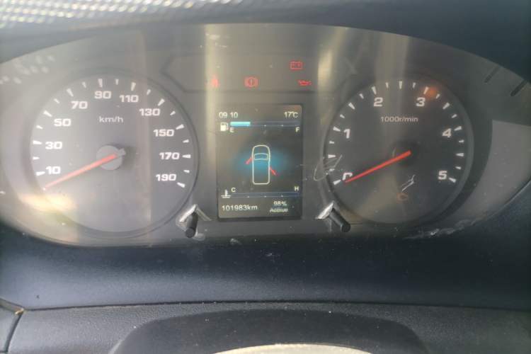 Used Iveco Eurocargo 2021 2.0T Manual Super Rui Short Wheelbase High-Roof Manual Door F1A