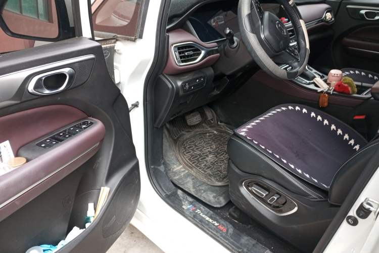 Used GAC Trumpchi M6 2021 PRO 270T DCT Luxury Edition
