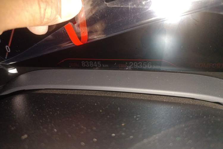 Used BMW 5 Series 2018 Restyled 530Li Luxury Edition M Sport Package Odometer Close Up