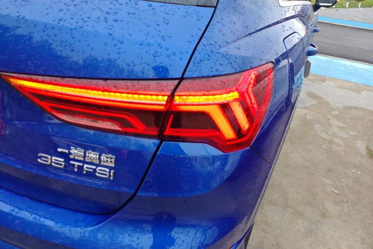 Used Audi Q3 2020 35 TFSI Ambition Dynamic Edition Right Rear Taillight