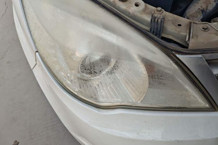 Used BAIC Weiwang M20 2014 1.5L Basic Version DAM15DL Right Front Headlight