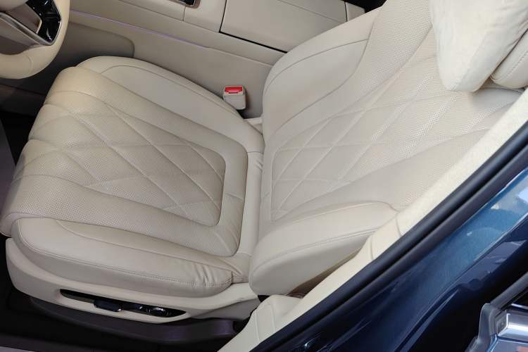 Used Hima AITO M9 2024 Range-Extended Ultra Version 42 kWh 6-Seater Model