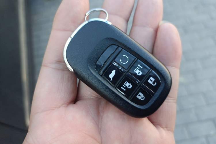 Used Honda Elysion 2024 2.0L eHEV Luxury Edition Vehicle Key