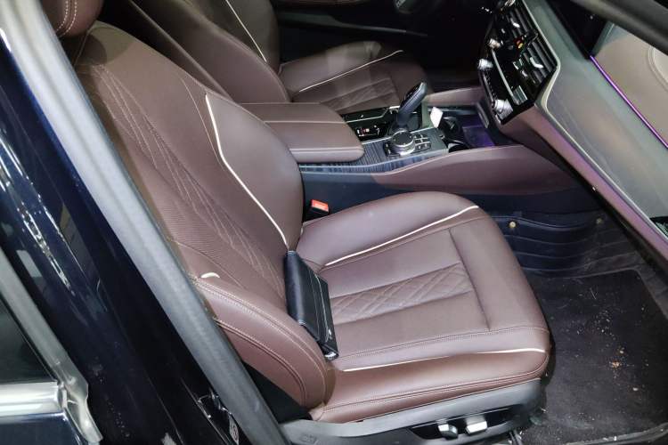 Used BMW 5 Series 2023 530Li Leading Model M Sport Package
