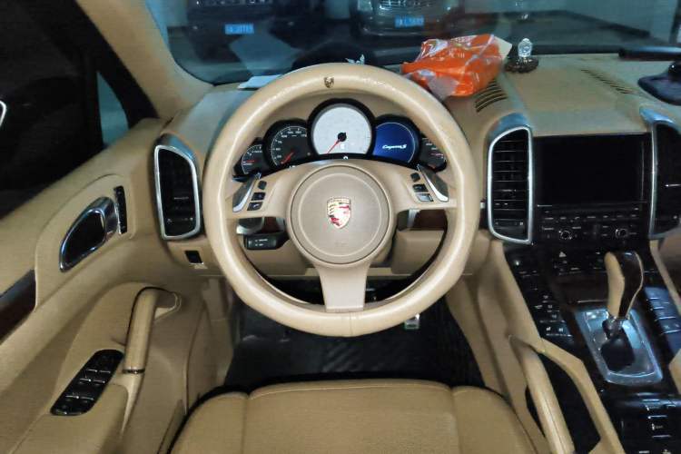 Used Porsche Cayenne 

